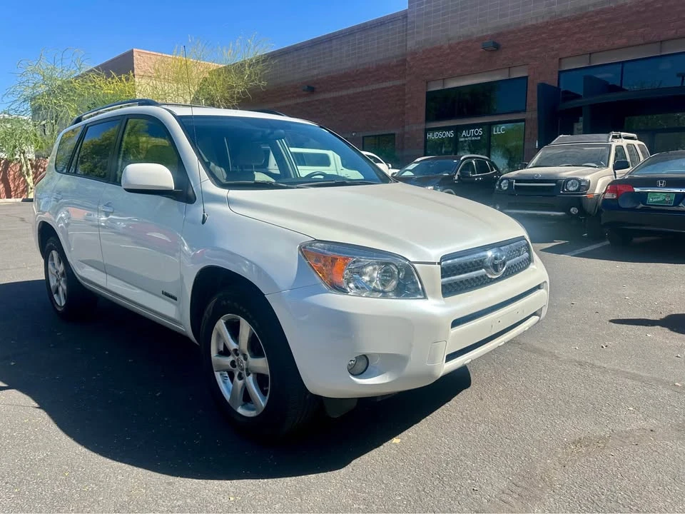2007 Toyota RAV4 3rd Gen - Image 3 of 17