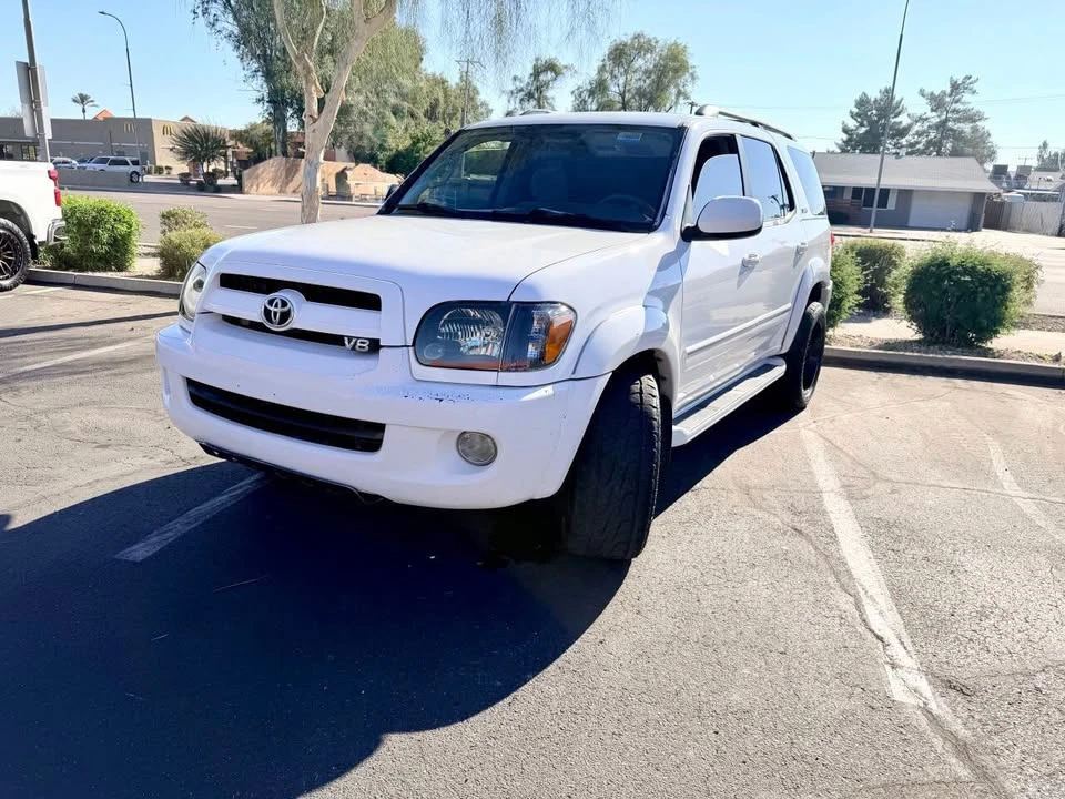 2007 Toyota Sequoia 1st Gen - Image 3 of 20