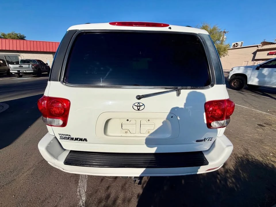 2007 Toyota Sequoia 1st Gen - Image 6 of 20
