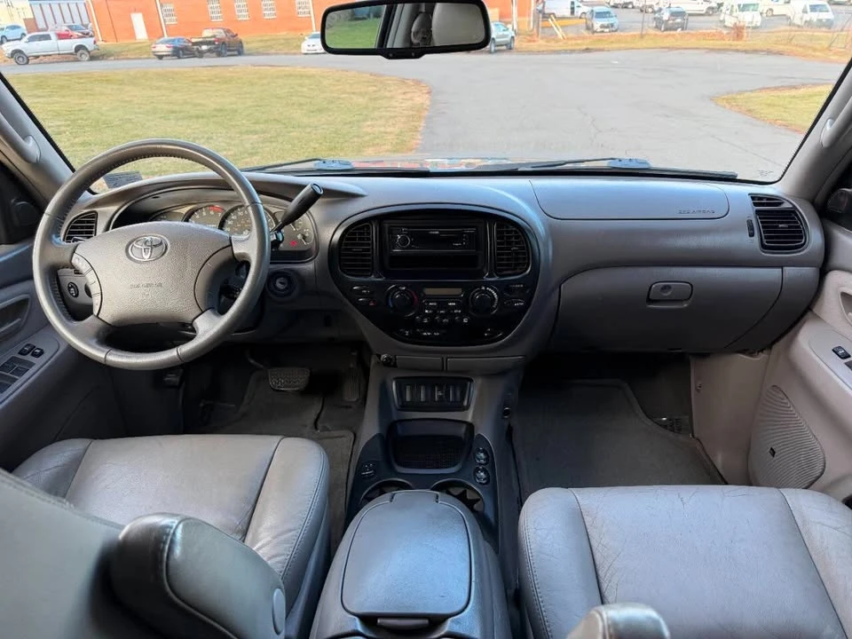 2007 Toyota Sequoia 1st Gen - Image 15 of 20