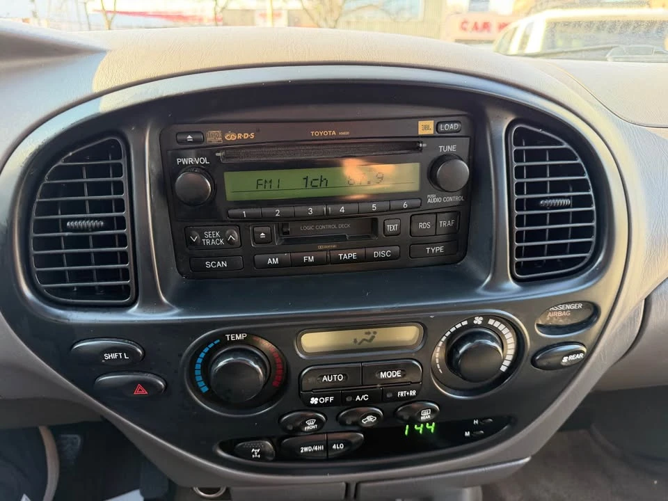 2007 Toyota Sequoia 1st Gen - Image 15 of 18