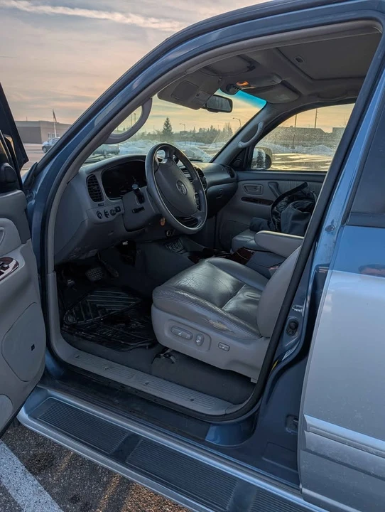 2007 Toyota Sequoia 1st Gen - Image 9 of 12