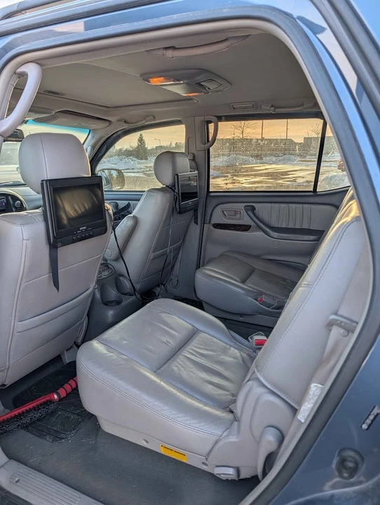 2007 Toyota Sequoia 1st Gen - Image 10 of 12