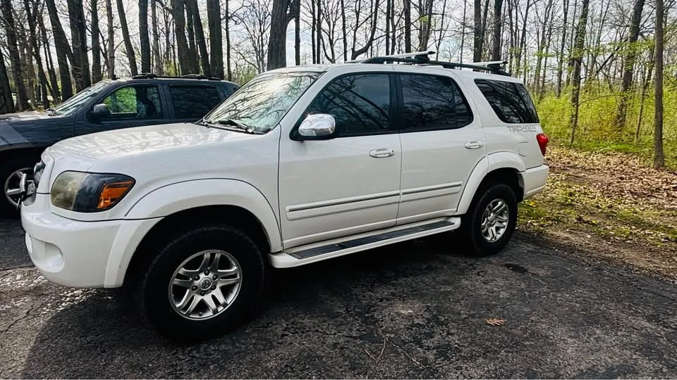 2007 Toyota Sequoia 1st Gen - Image 5 of 10