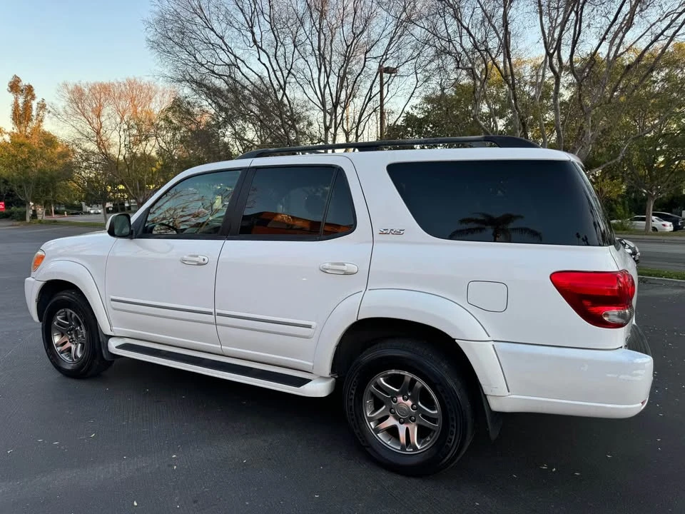 2007 Toyota Sequoia 1st Gen - Image 5 of 19