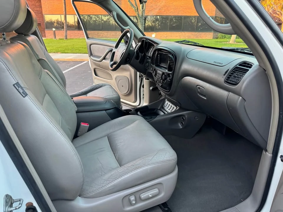 2007 Toyota Sequoia 1st Gen - Image 10 of 19
