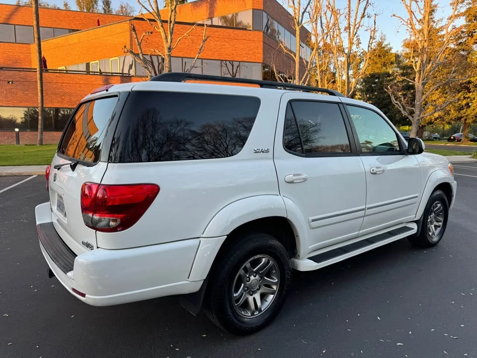 2007 Toyota Sequoia 1st Gen - Image 7 of 19
