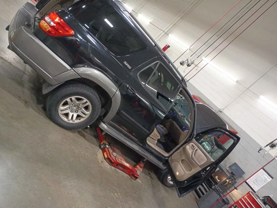 2007 Toyota Sequoia 1st Gen - Image 3 of 5