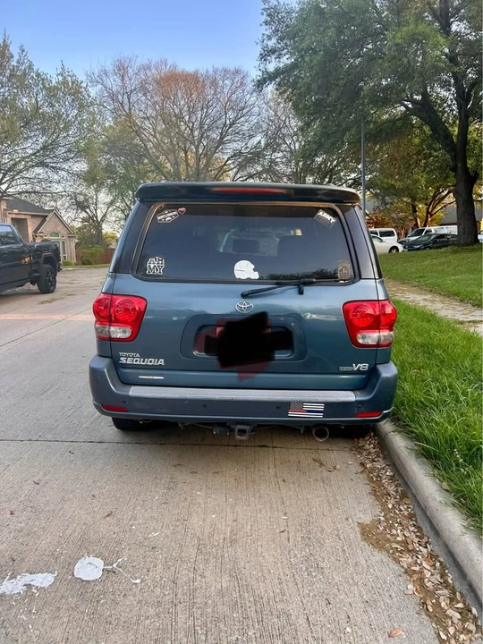 2007 Toyota Sequoia 1st Gen - Image 2 of 15