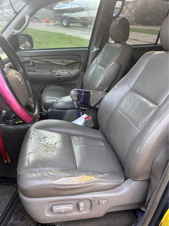 2007 Toyota Sequoia 1st Gen - Image 14 of 15