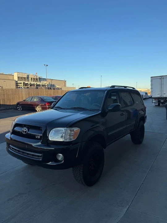 2007 Toyota Sequoia 1st Gen - Image 4 of 5