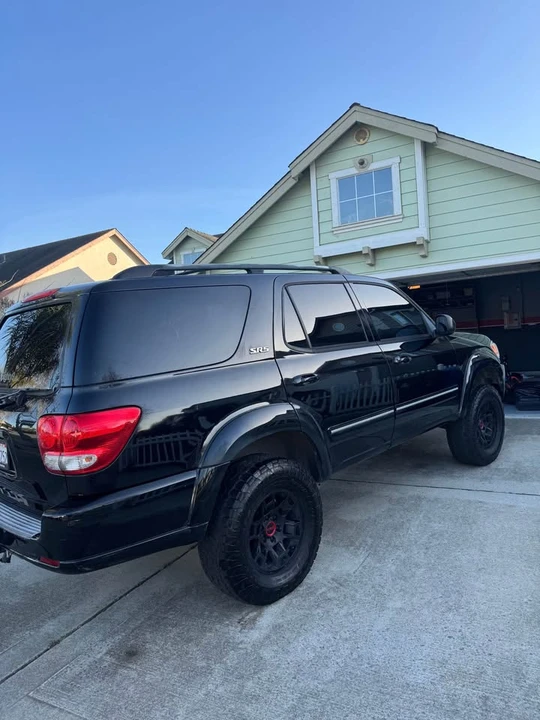 2007 Toyota Sequoia 1st Gen - Image 3 of 5