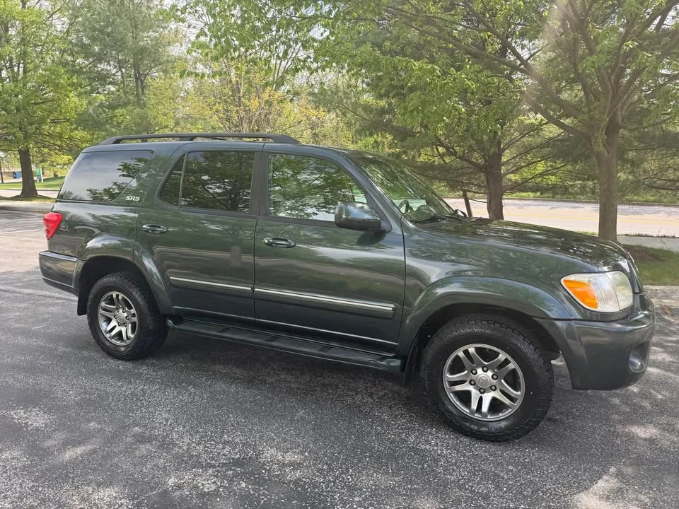 2007 Toyota Sequoia 1st Gen - Image 2 of 20