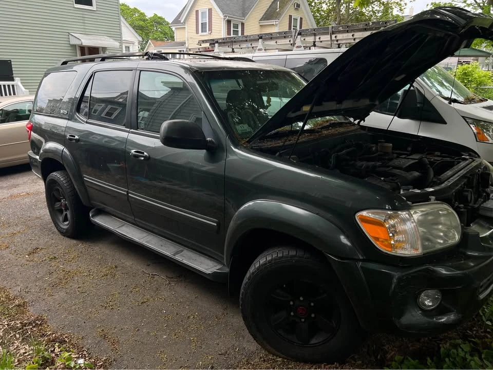 2007 Toyota Sequoia 1st Gen - Image 2 of 8