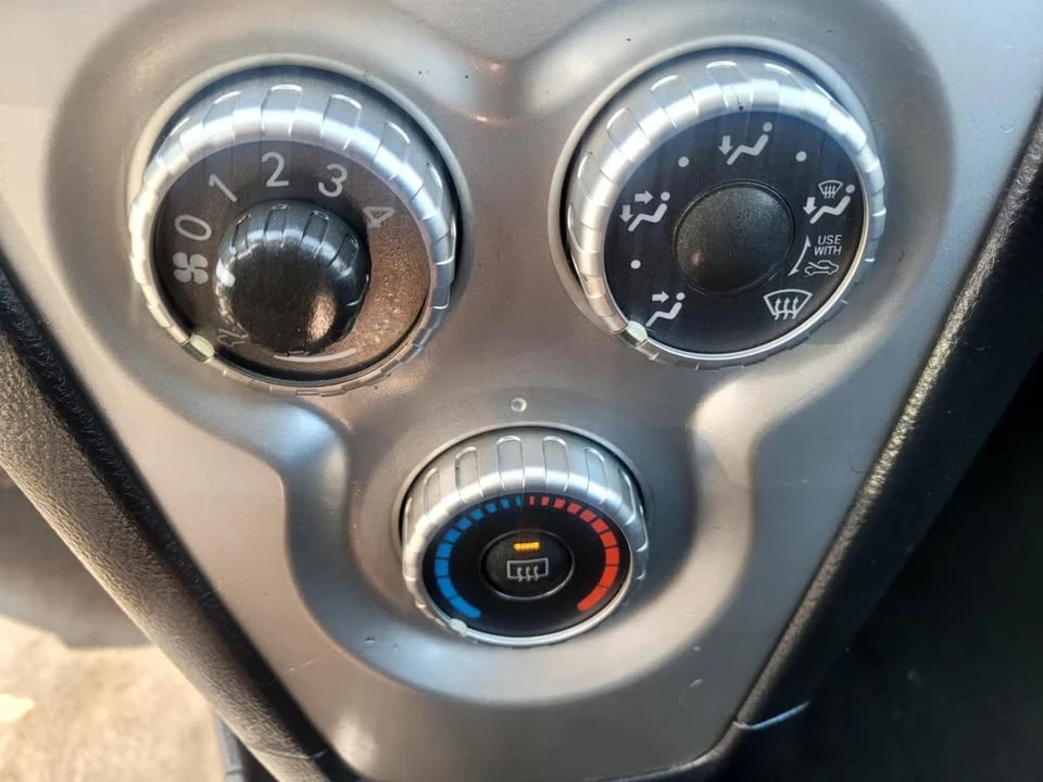 2007 Toyota Yaris - Image 14 of 19