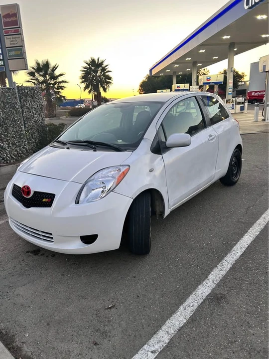 2007 Toyota Yaris - Image 2 of 14