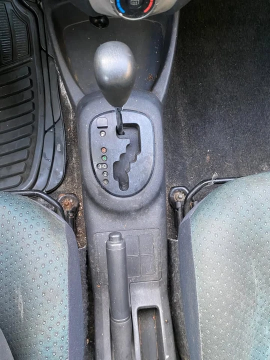 2007 Toyota Yaris - Image 10 of 13