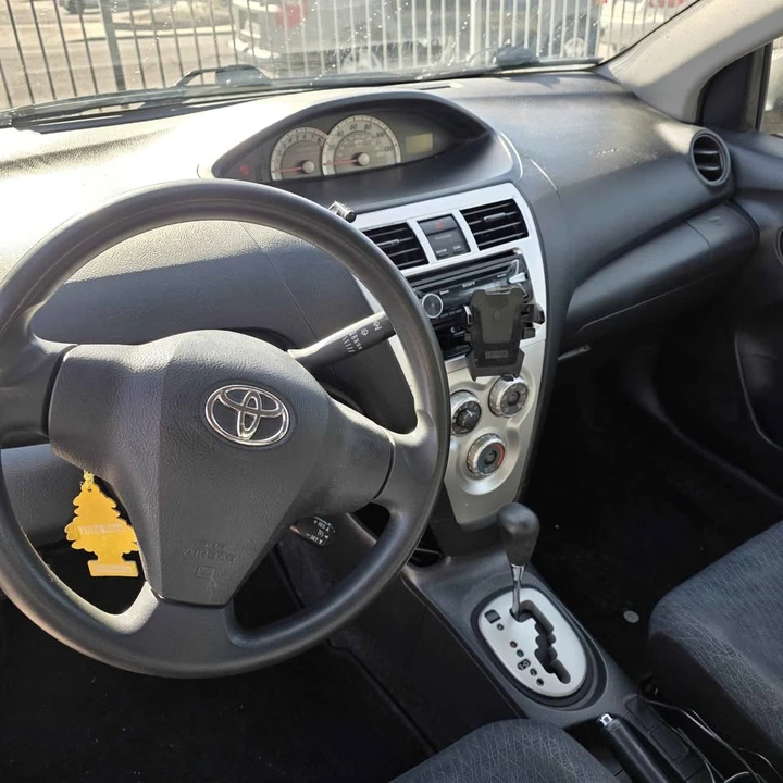 2007 Toyota Yaris - Image 6 of 7