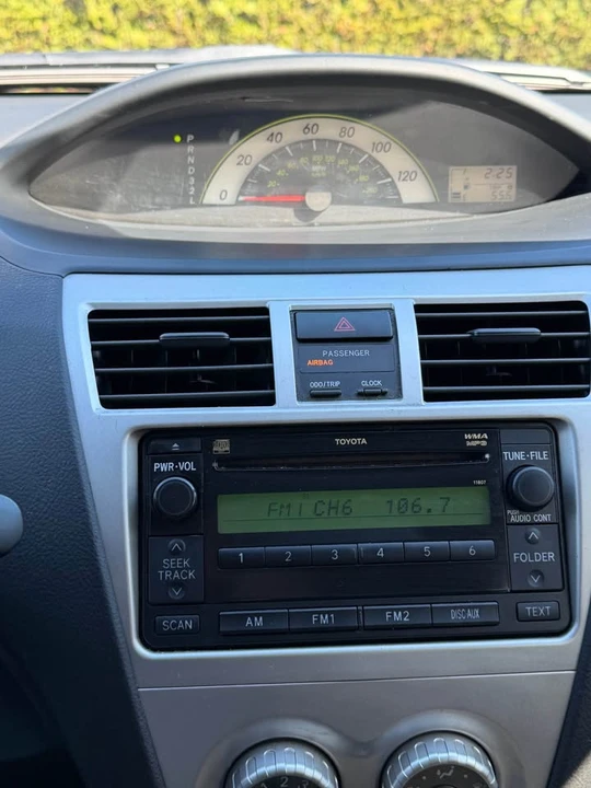 2007 Toyota Yaris - Image 9 of 12
