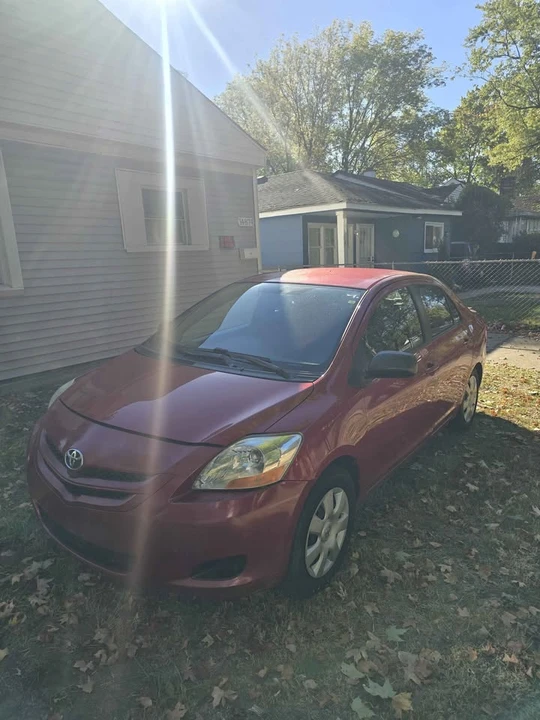 2007 Toyota Yaris - Image 2 of 8