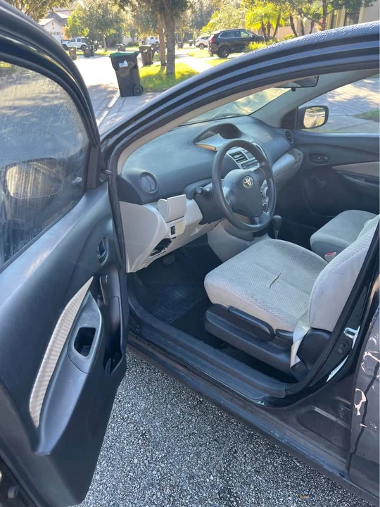 2007 Toyota Yaris - Image 9 of 12