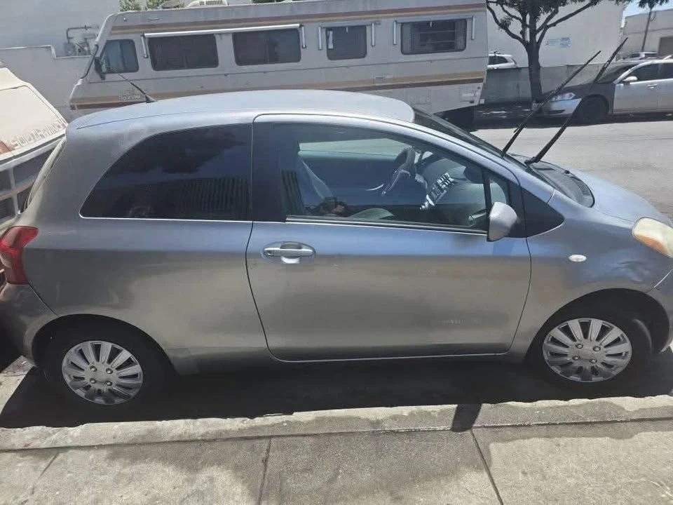 2007 Toyota Yaris - Image 2 of 3