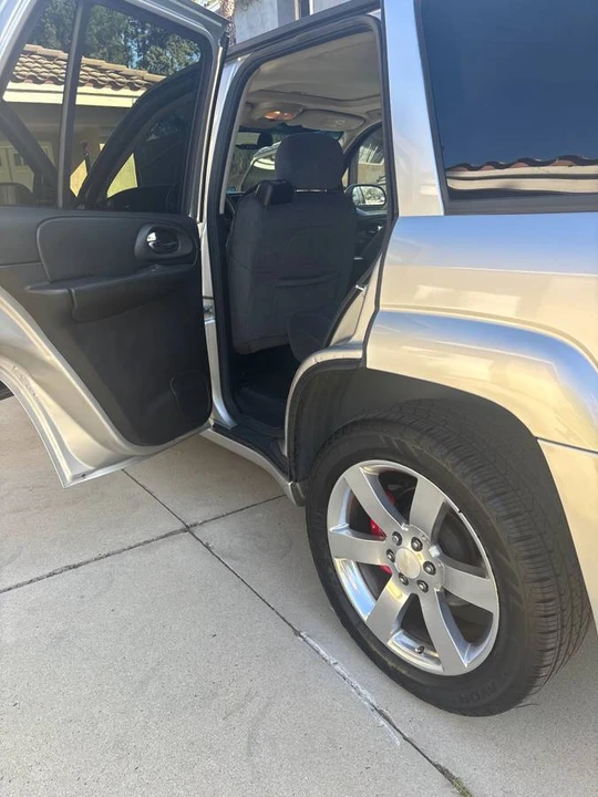 2007 Chevrolet Trailblazer - Image 4 of 5