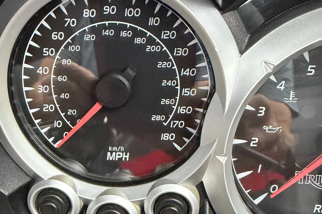 2007 Triumph Sprint - Image 29 of 31