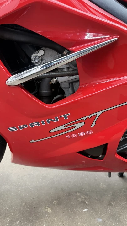 2007 Triumph Sprint - Image 11 of 31
