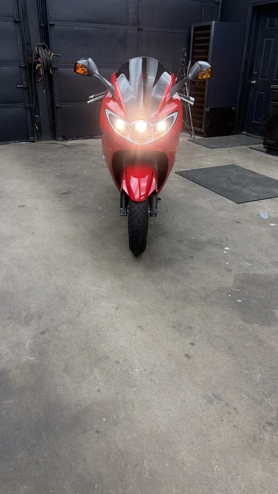 2007 Triumph Sprint - Image 8 of 31