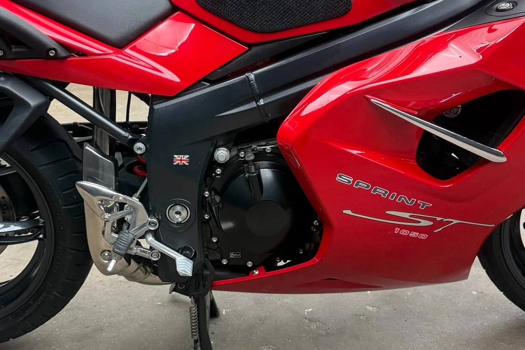 2007 Triumph Sprint - Image 23 of 31