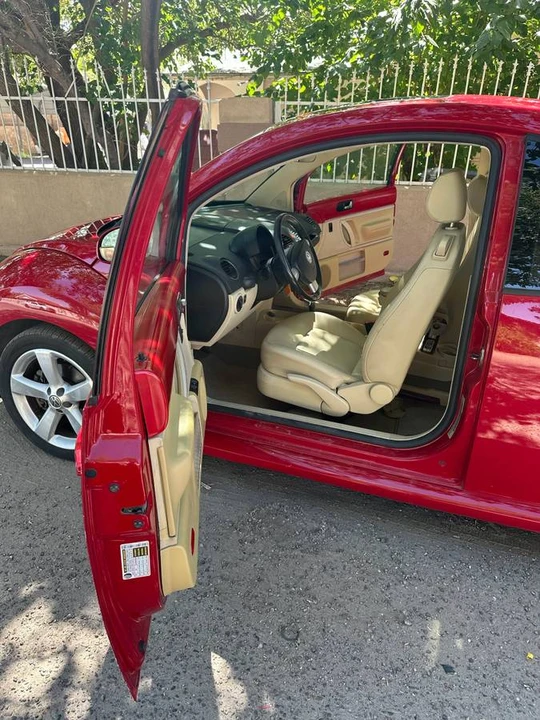 2007 Volkswagen New Beetle - Image 14 of 21