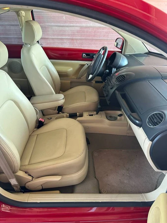 2007 Volkswagen New Beetle - Image 20 of 21