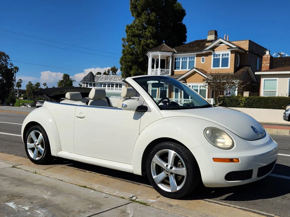 2007 Volkswagen New Beetle - Image 11 of 22