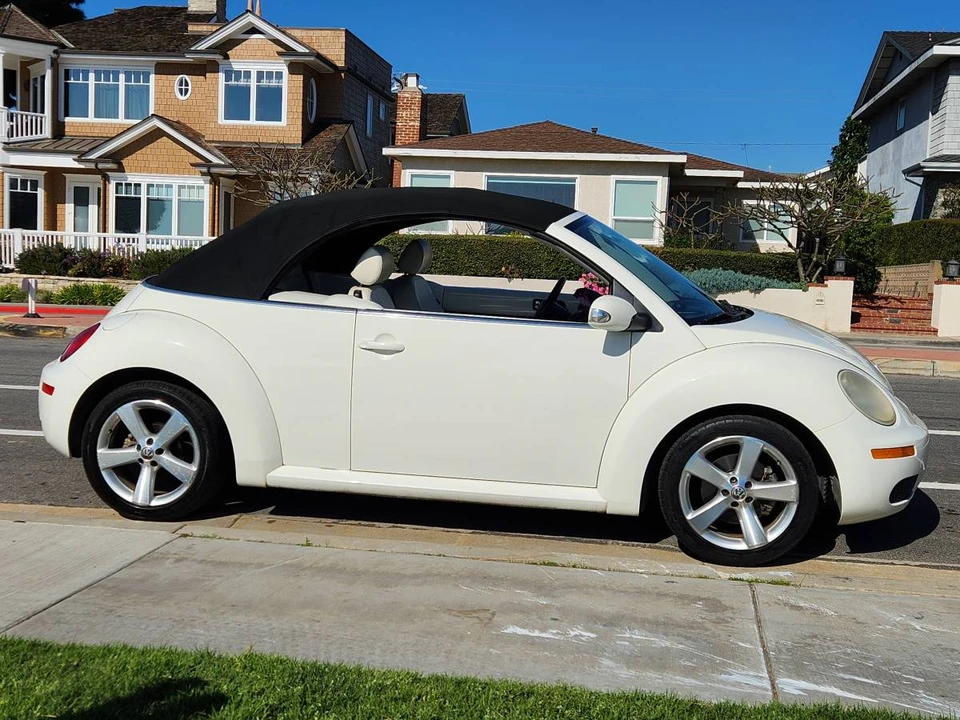 2007 Volkswagen New Beetle - Image 6 of 22