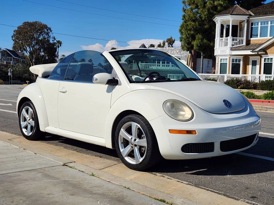 2007 Volkswagen New Beetle - Image 21 of 24