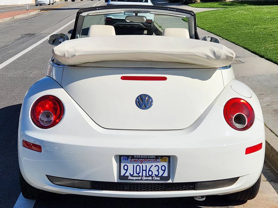 2007 Volkswagen New Beetle - Image 19 of 24