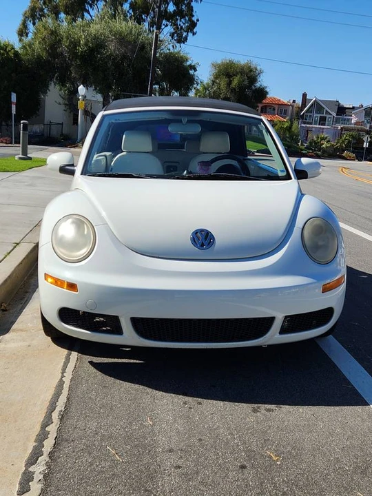2007 Volkswagen New Beetle - Image 9 of 24