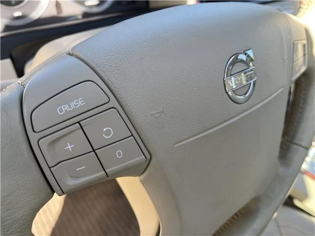 2007 Volvo S80 2nd Gen - Image 17 of 21