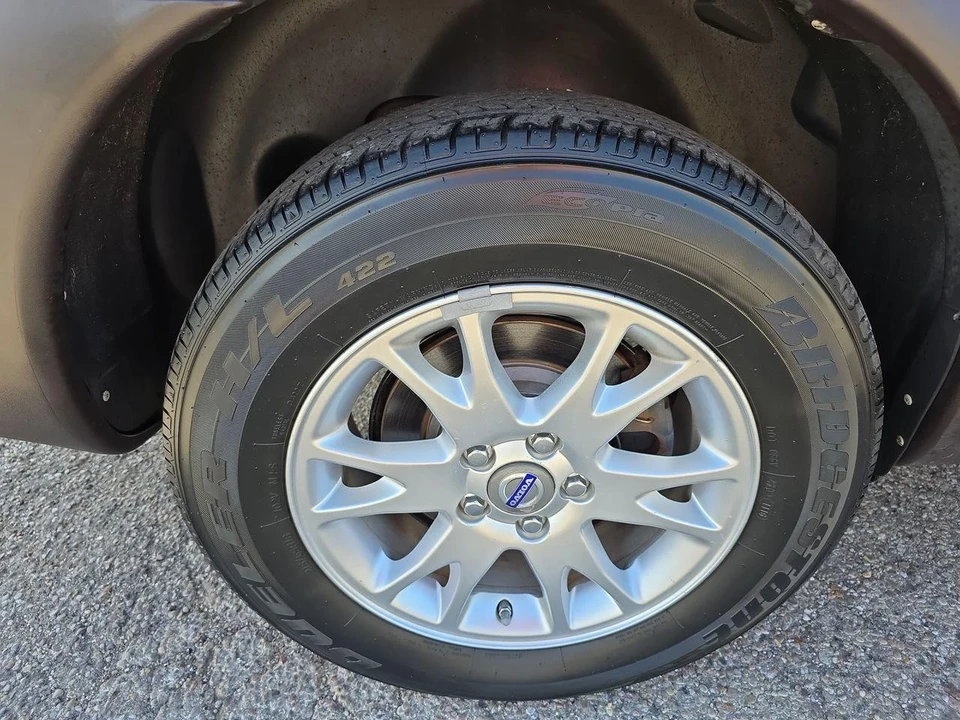 2007 Volvo XC70 3rd Gen - Image 17 of 21