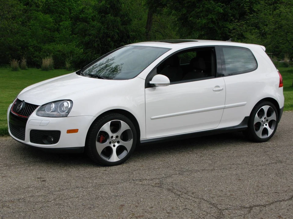 2007 Volkswagen GTI Mk5 - Image 2 of 14