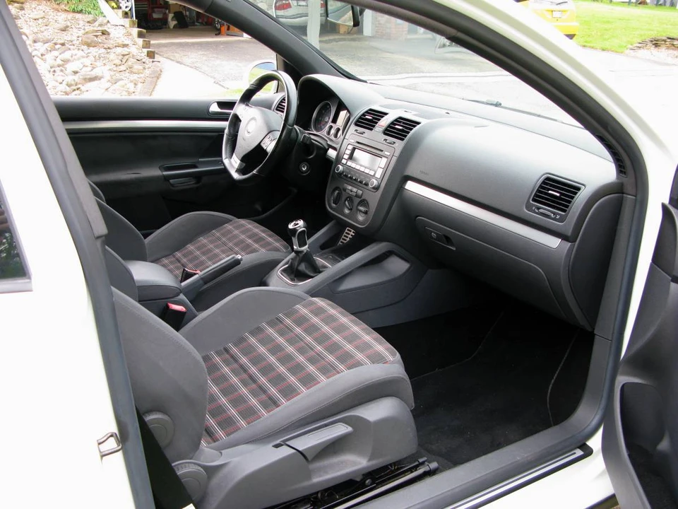 2007 Volkswagen GTI Mk5 - Image 13 of 14