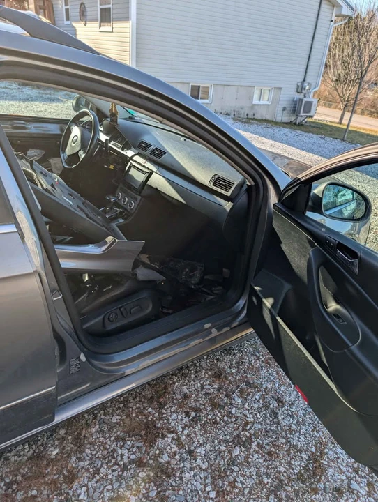 2007 Volkswagen Passat - Image 10 of 10
