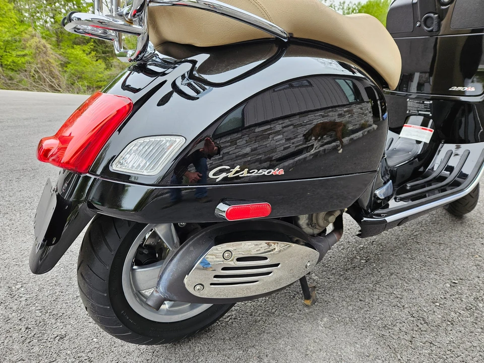 2007 Vespa Sei & PX & ET & LX & GT - Image 29 of 31