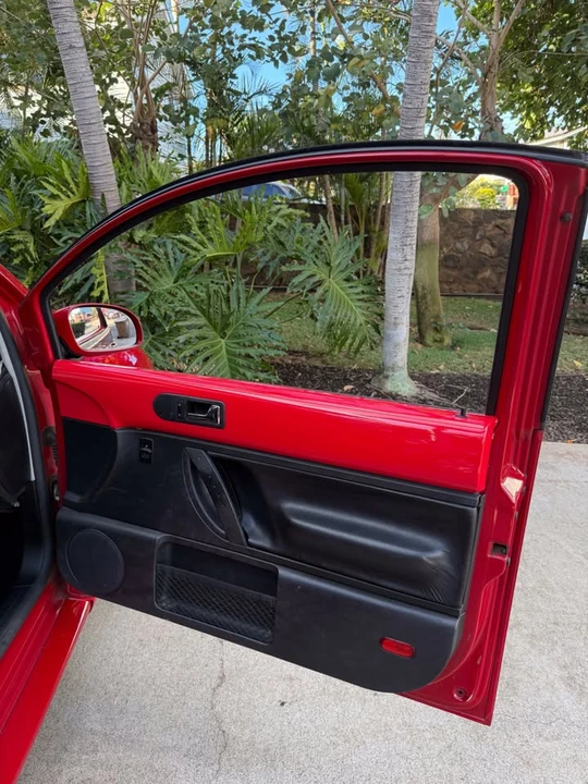 2007 Volkswagen New Beetle - Image 17 of 20