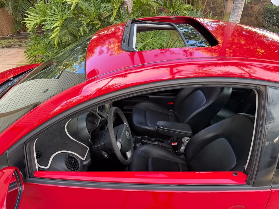 2007 Volkswagen New Beetle - Image 11 of 20