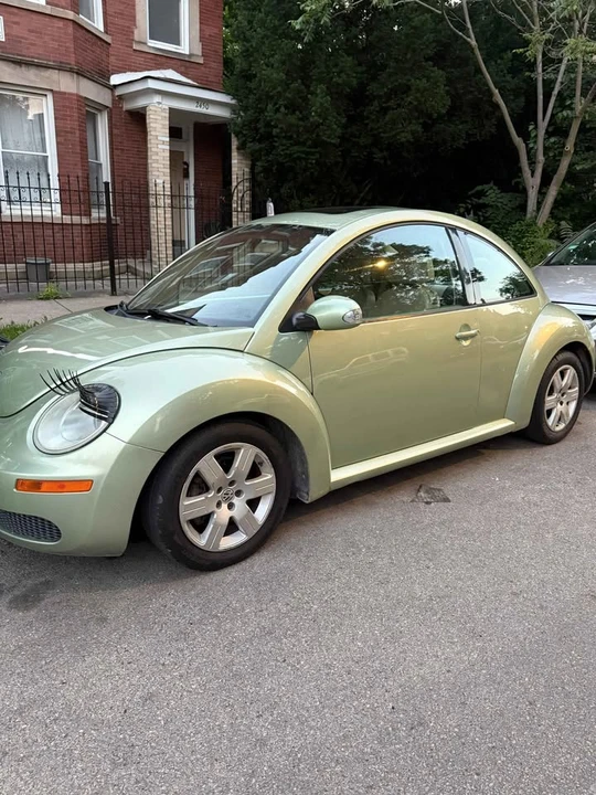 2007 Volkswagen New Beetle - Image 2 of 11