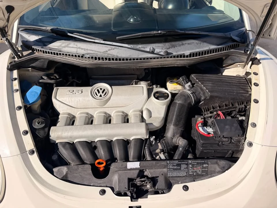 2007 Volkswagen New Beetle - Image 9 of 9