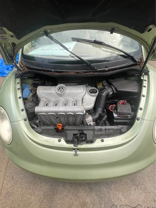 2007 Volkswagen New Beetle - Image 7 of 11