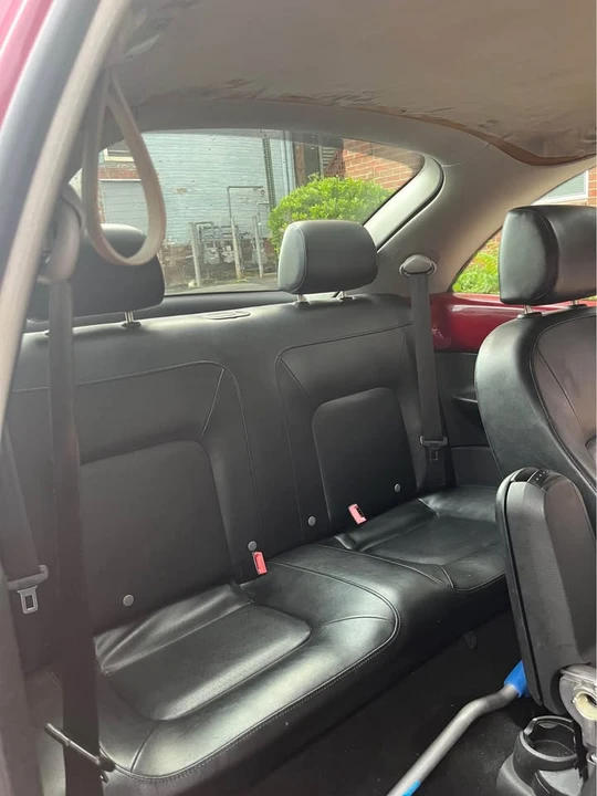 2007 Volkswagen New Beetle - Image 10 of 14
